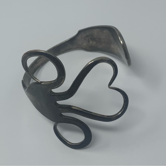 Unique Fork Cuff Bracelet - Picture 7 of 8